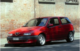 Tapetes Alfa Romeo 145/146 logo Hybrid