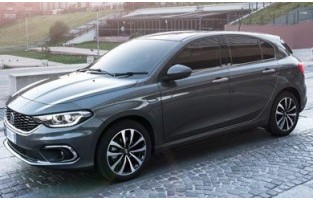 Tapetes tipo balde de borracha Premium para Fiat Tipo, exceto sedan (2015 - )