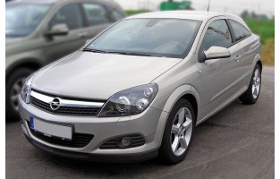 Tapetes cinzentos Opel GTC H Coupé (2005 - 2011)