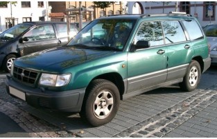 Tapetes Subaru Forester (1997 - 2002) logo Hybrid