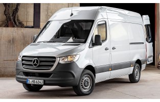 Tapetes Mercedes Sprinter terceira geração (2018-atualidade) logo Hybrid