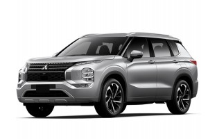 Tapetes Mitsubishi Outlander (2021-atualidade) logo Hybrid