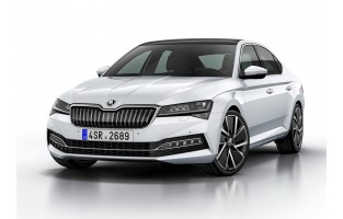 Tapetes Premium tipo balde de borracha para Skoda Octavia IV (2019 - )